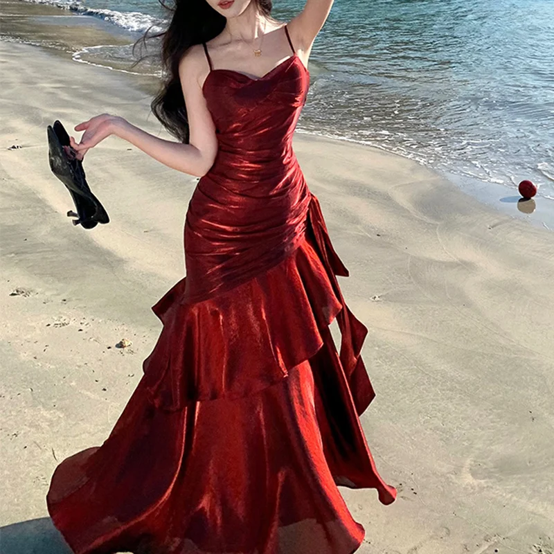 Langes Abendkleid Mit Spaghettiträgern Und Rüschen, Ärmellos Langes Abendkleid Mit Spaghettiträgern Und Rüschen, Ärmellos – Bild 4